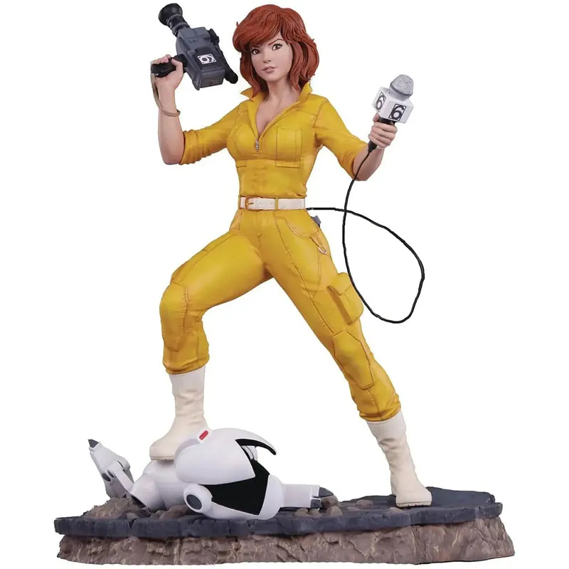 Teenage Mutant Ninja Turtles - April O'Neil Statue (18.5") - PCS - Premier Series