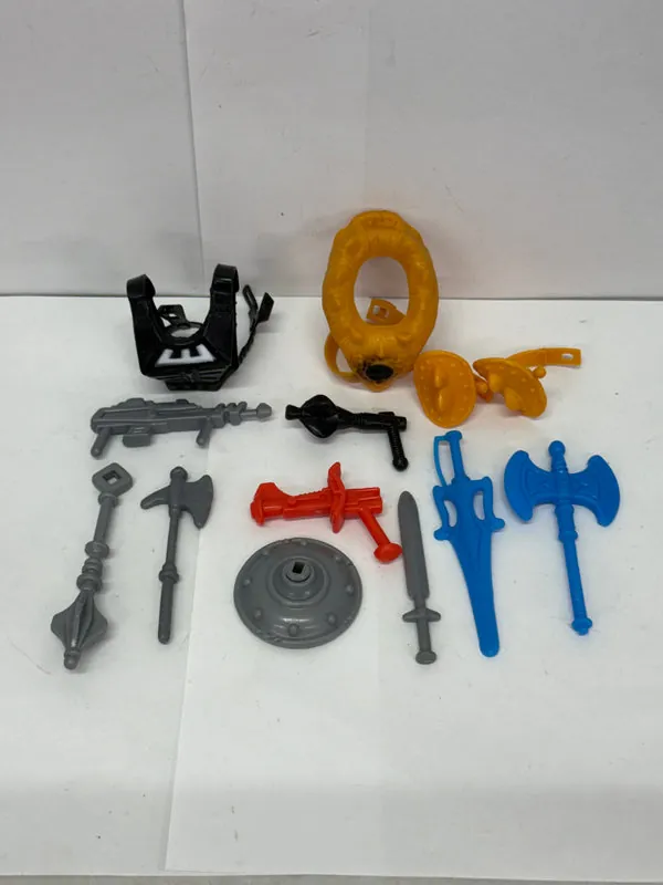 Vintage HE-MAN MOTU Masters of the Universe Weapons Pack Near Complete #2
